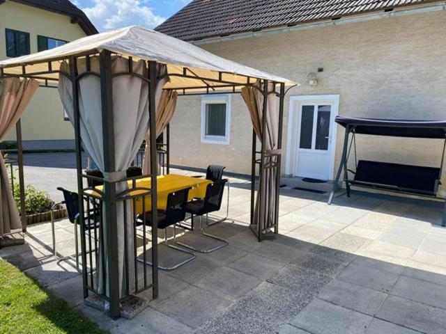 Ferienwohnung Kusternik Velden am Woerthersee Phòng bức ảnh