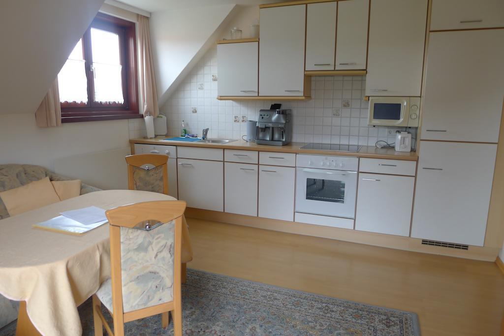 Ferienwohnung Kusternik Velden am Woerthersee Phòng bức ảnh