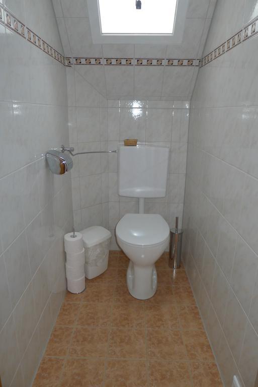 Ferienwohnung Kusternik Velden am Woerthersee Phòng bức ảnh